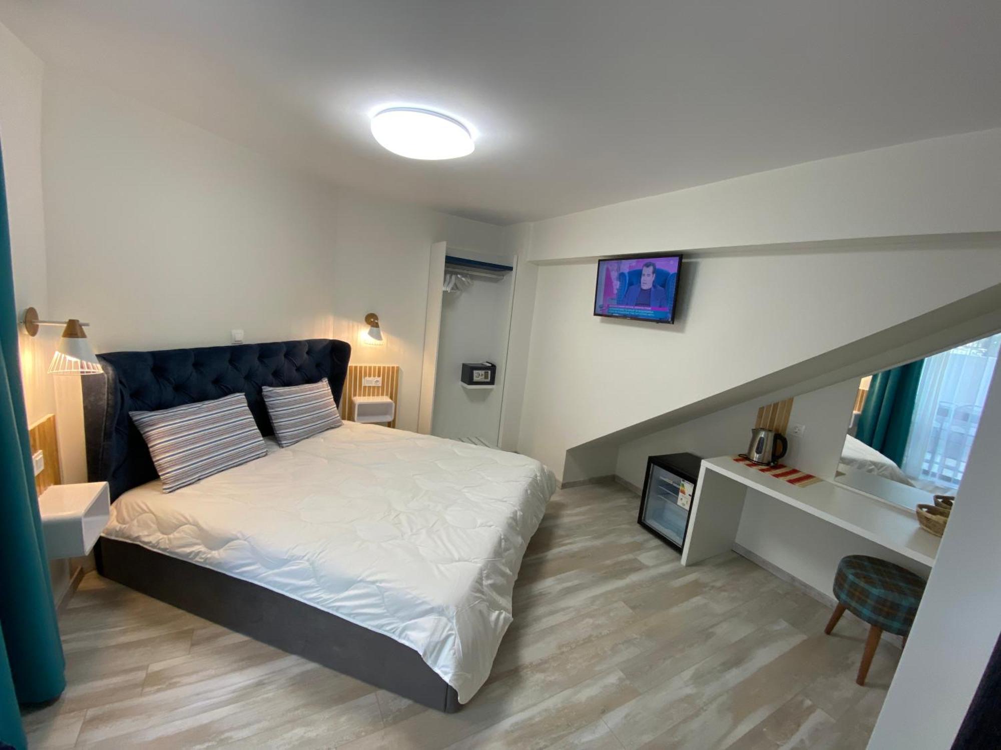 פוטוס Opalium Beach Front Suites מראה חיצוני תמונה