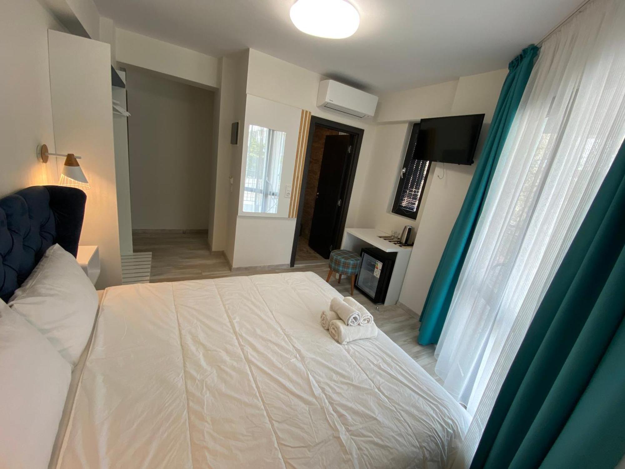 פוטוס Opalium Beach Front Suites מראה חיצוני תמונה