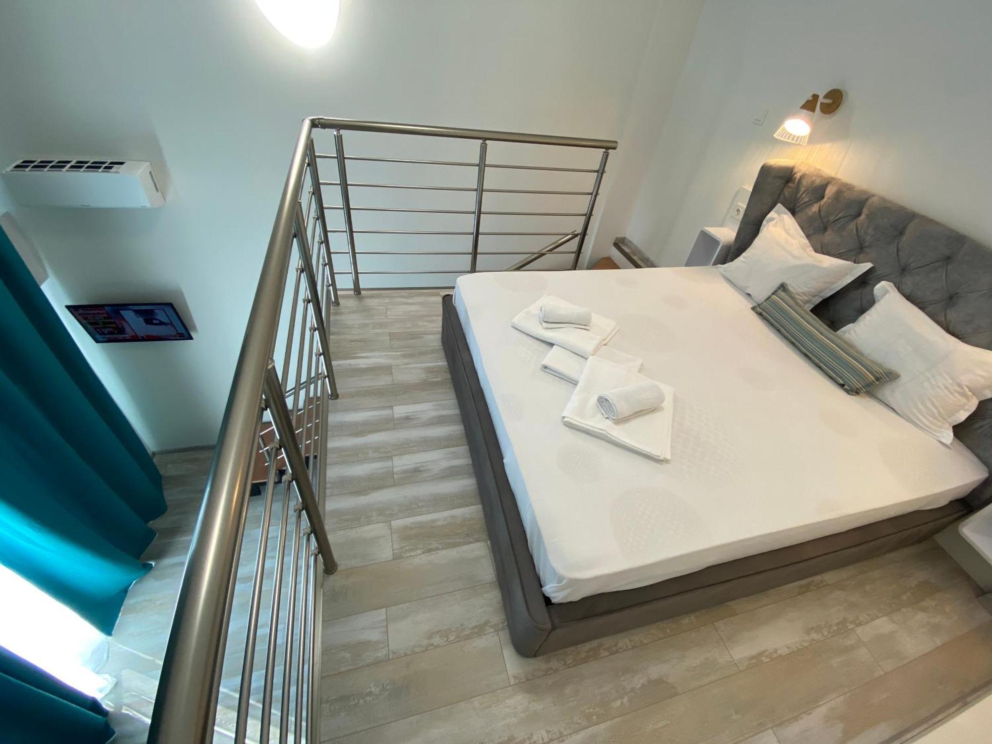 פוטוס Opalium Beach Front Suites מראה חיצוני תמונה