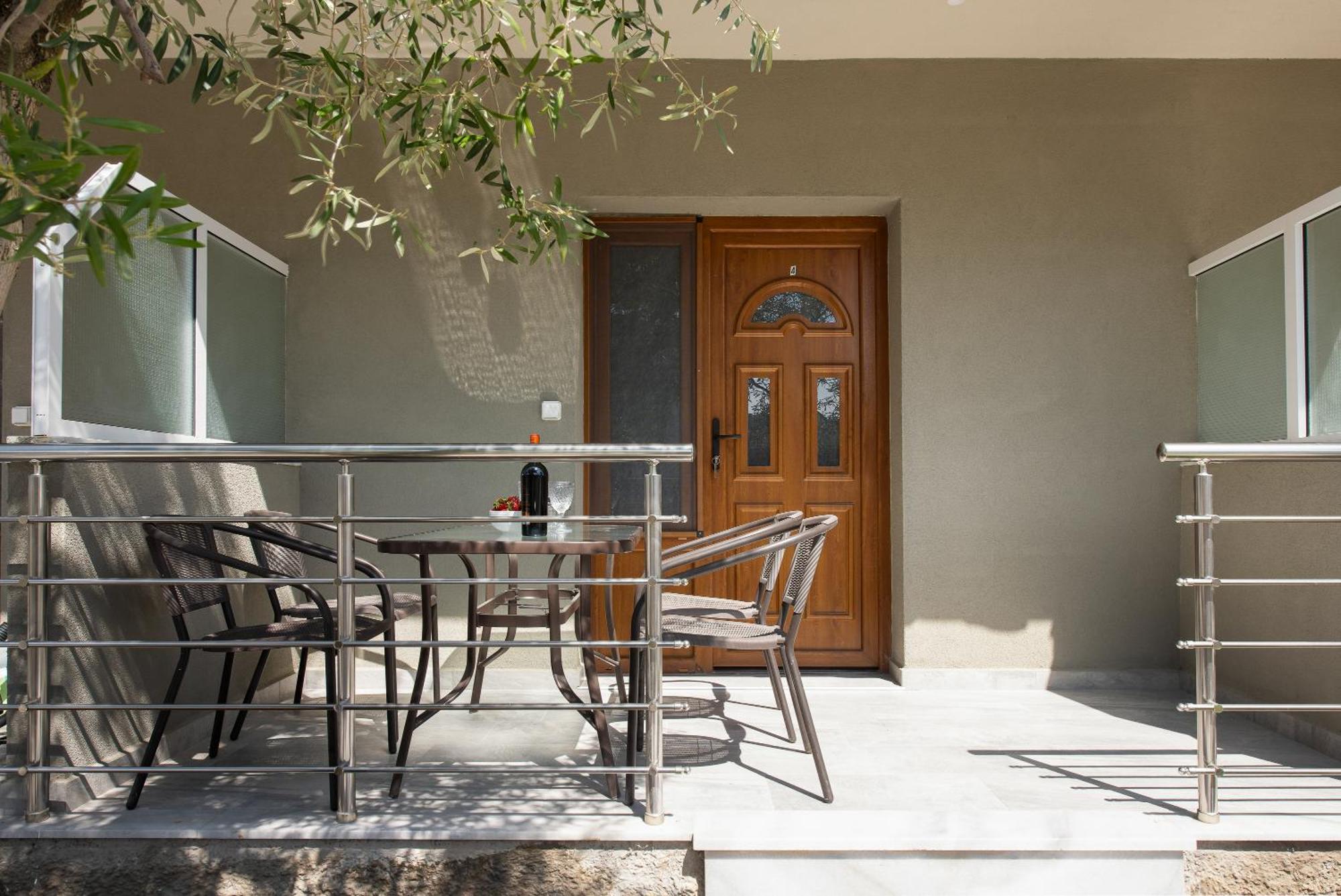פוטוס Opalium Beach Front Suites מראה חיצוני תמונה